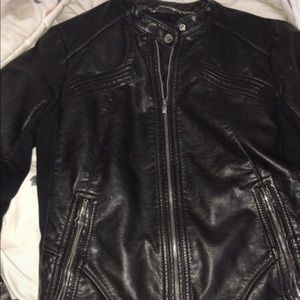 XS black leather jacket